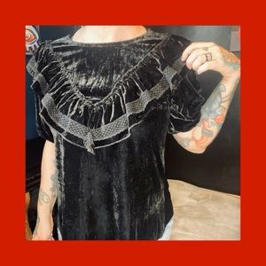 POL Black Velvet Ruffle Short Sleeve Blouse Small